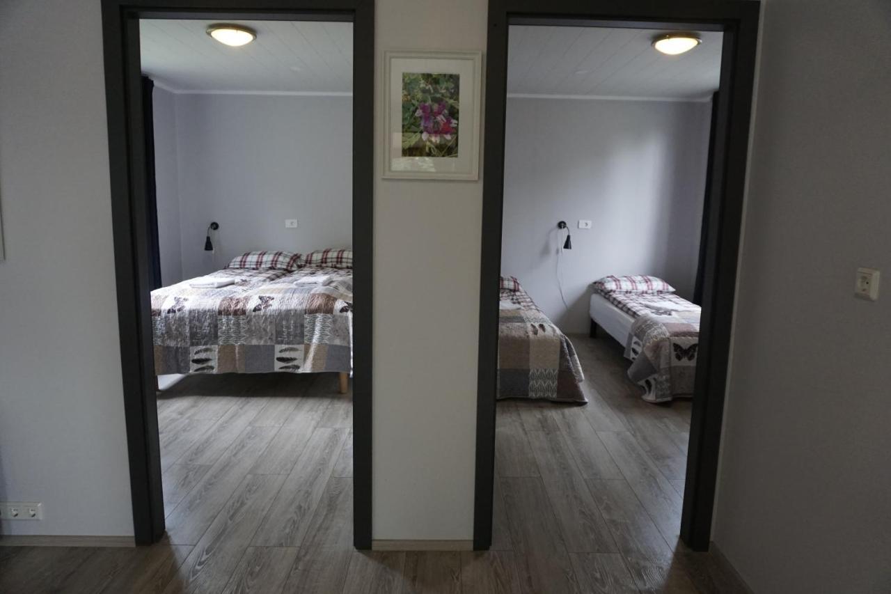 Hlidarbol Apartments Hlitharendi Extérieur photo