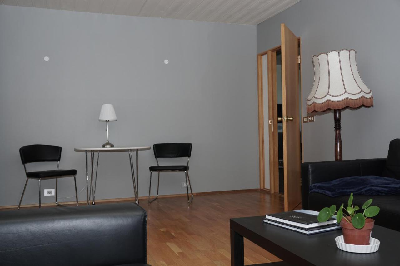 Hlidarbol Apartments Hlitharendi Extérieur photo