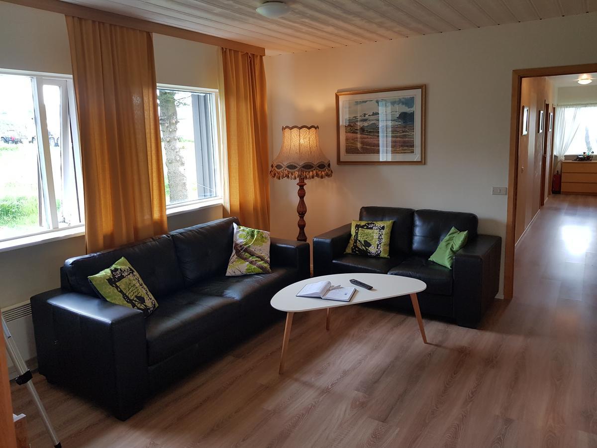 Hlidarbol Apartments Hlitharendi Extérieur photo