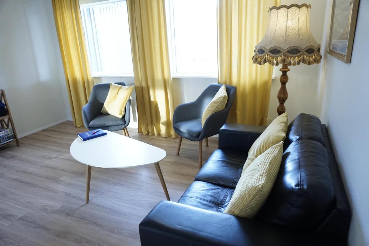 Hlidarbol Apartments Hlitharendi Extérieur photo
