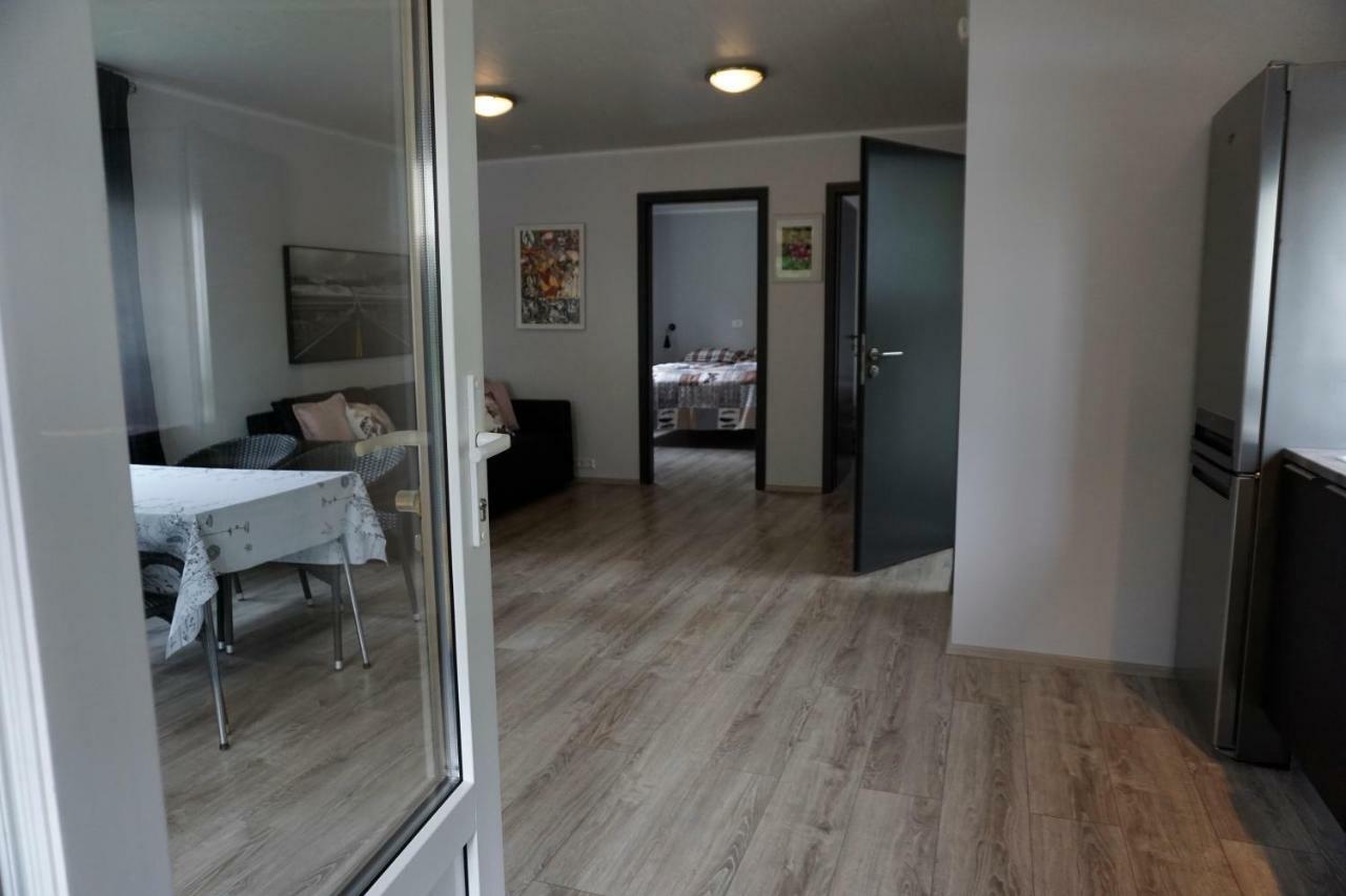 Hlidarbol Apartments Hlitharendi Extérieur photo
